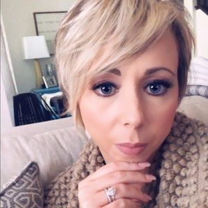 Meet your Posher, Lyndsey